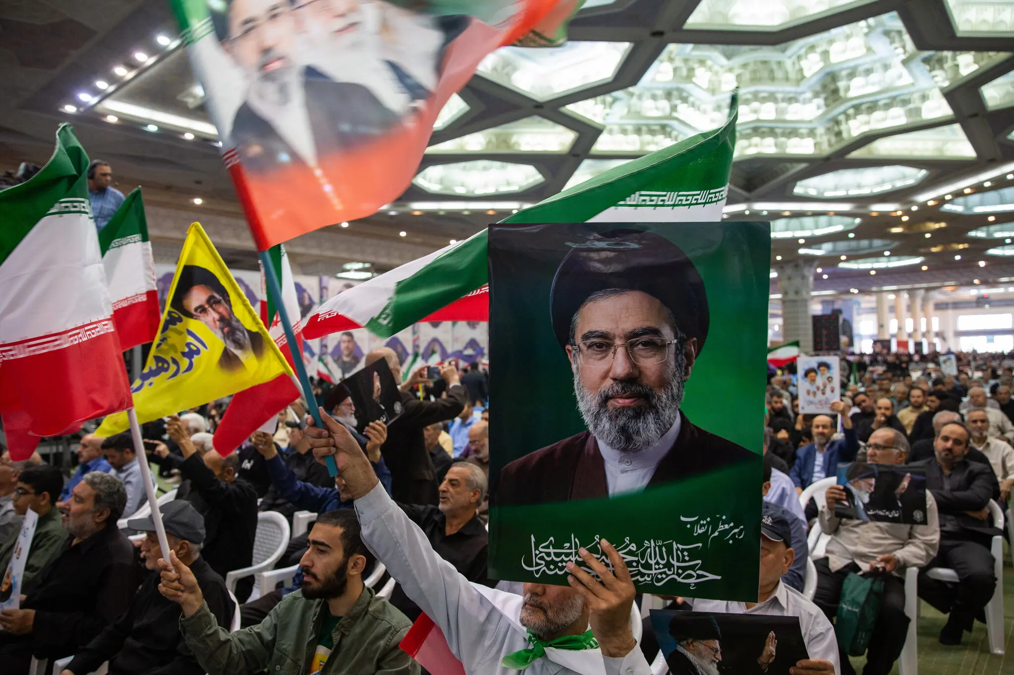 Iran War Live Updates- "Self-Defense, Not Escalation": US Strikes Missile Sites and Mine-Laying Boats in Southern Iran, Even as Trump Says Talks Are "Proceeding Nicely"