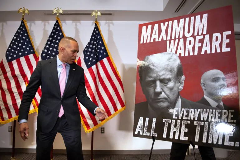 "Low IQ Lunatic": Trump Demands Hakeem Jeffries Be Charged With Inciting Violence - Linking His "Maximum Warfare" Speech to the WHCD Assassination Attempt