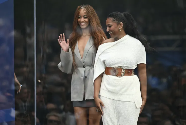 From the White House to Chicago: Malia and Sasha Obama Step Into the Spotlight at the Obama Presidential Center Opening, and the World Can't Stop Looking
