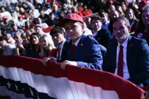 House Republicans Majority Election Outlook: Razor-Thin 3-Seat Risk